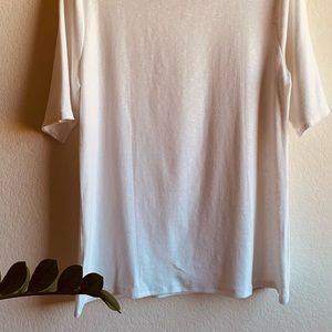 Classic Timeless White Tee Size Large